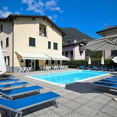 Apartment In Mit Garten *