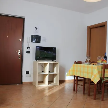 Apartment In Mit Garten *